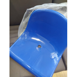 Кресла пластиковые для стадиона 30 шт (триколор)